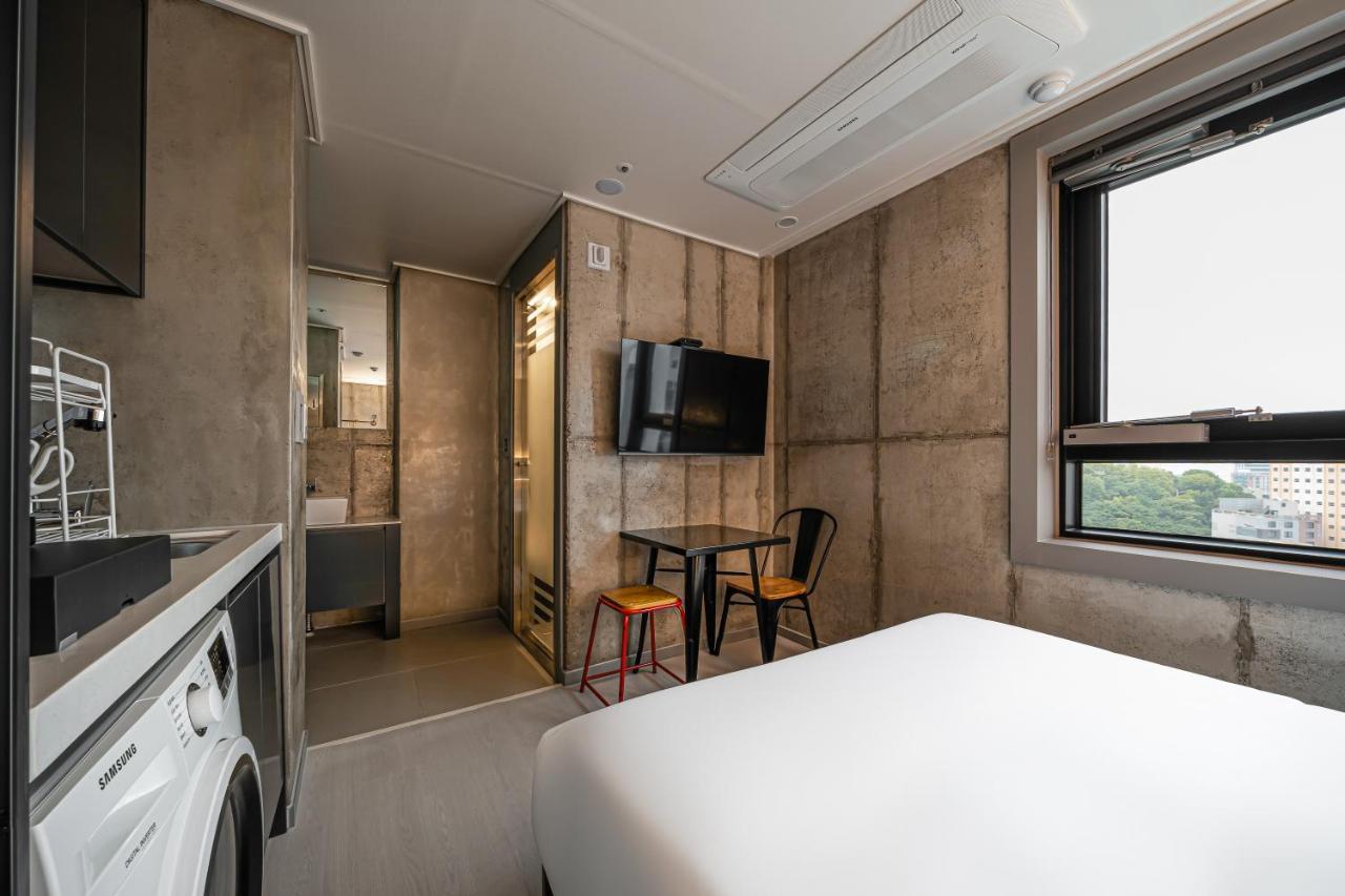 Urbanstay Boutique Nampo Biff Busan Bagian luar foto