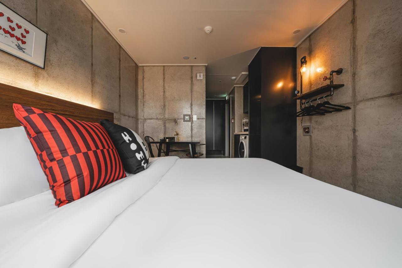 Urbanstay Boutique Nampo Biff Busan Bagian luar foto