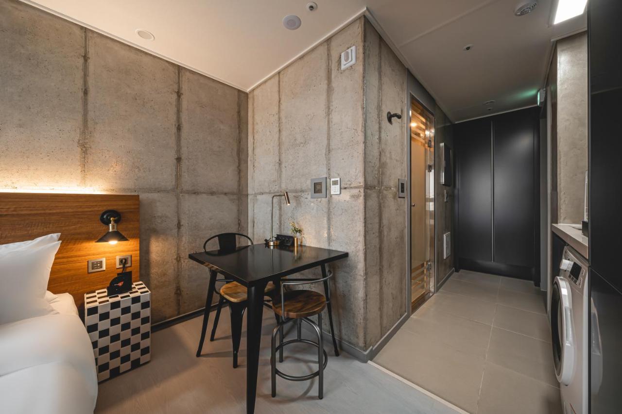 Urbanstay Boutique Nampo Biff Busan Bagian luar foto